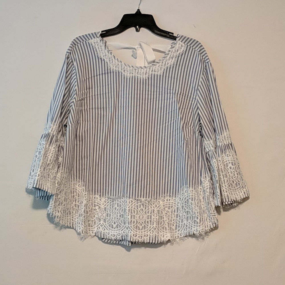 Bell Sleeve Ribbon Back Top